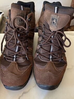 Rugged Exposure men size 13 like new add your own in sole